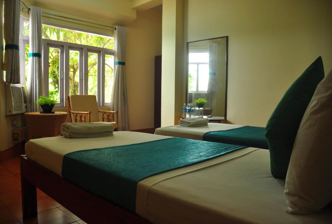 Kokari Guesthouse Hope Town Exterior photo